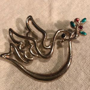 Dove pin
